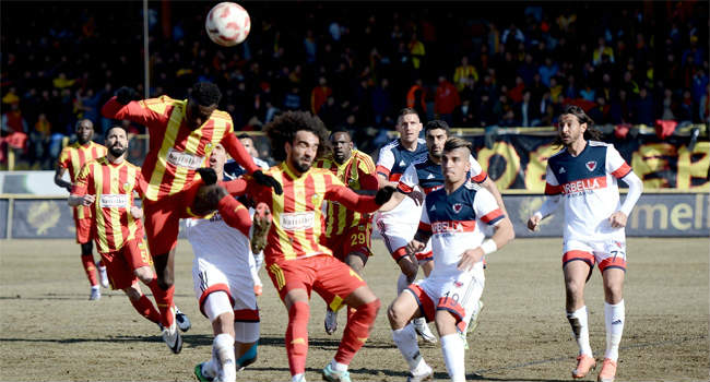TFF 1.Lig’in 18. haftasında Evkur Yeni Malatyaspor, Mersin İdmanyurdu’nu 2-1 yendi.