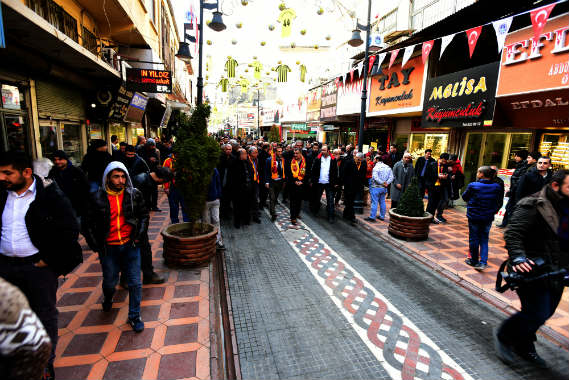 Battalgazi Belediyesi tarafından Şemsiye Sokak’tan sonra yapılan Yeni Malatyaspor Sokağı’nın açılışı yapıldı