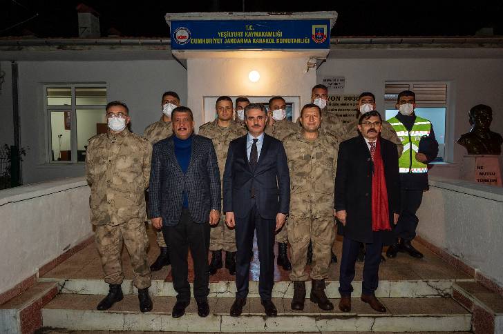 Yeni Yıla Görevi Başında Personeller Ziyaret Edildi