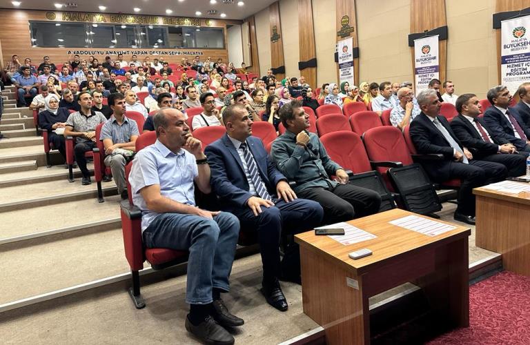 Hizmet içi eğitim seminerlerine 1750 personel katılım sağladı.