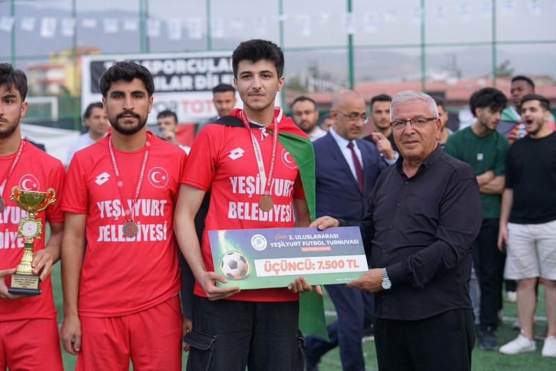 3. Uluslararası Yeşilyurt Futbol Turnuvası: Sporun Birleştirici Gücü ve Suriye Karmasının Şampiyonluğu