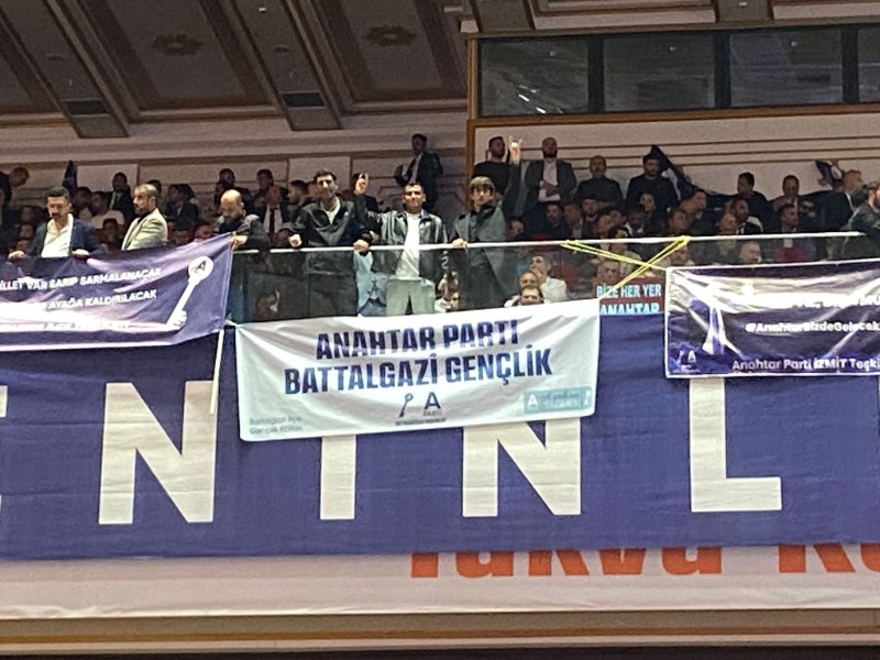 Anahtar Parti’nin Birinci Yılında Battalgazi Rüzgarı Esti