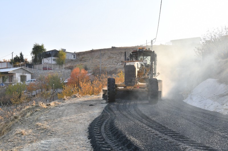 Yeşilyurt Belediyesi’nden Banazı Yeni Mahallesi’ne Konforlu Ulaşım Yatırımı