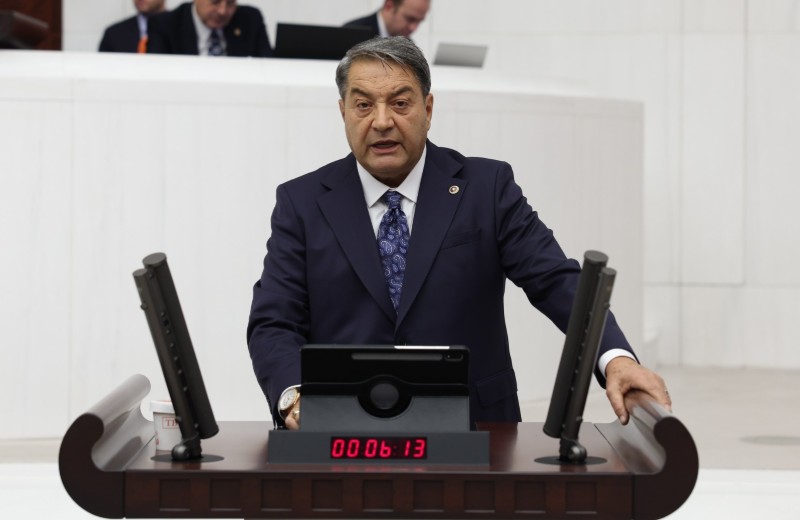 Fendoğlu: “Devlet Bey varsa Türk de yaşar Kürt de yaşar.”